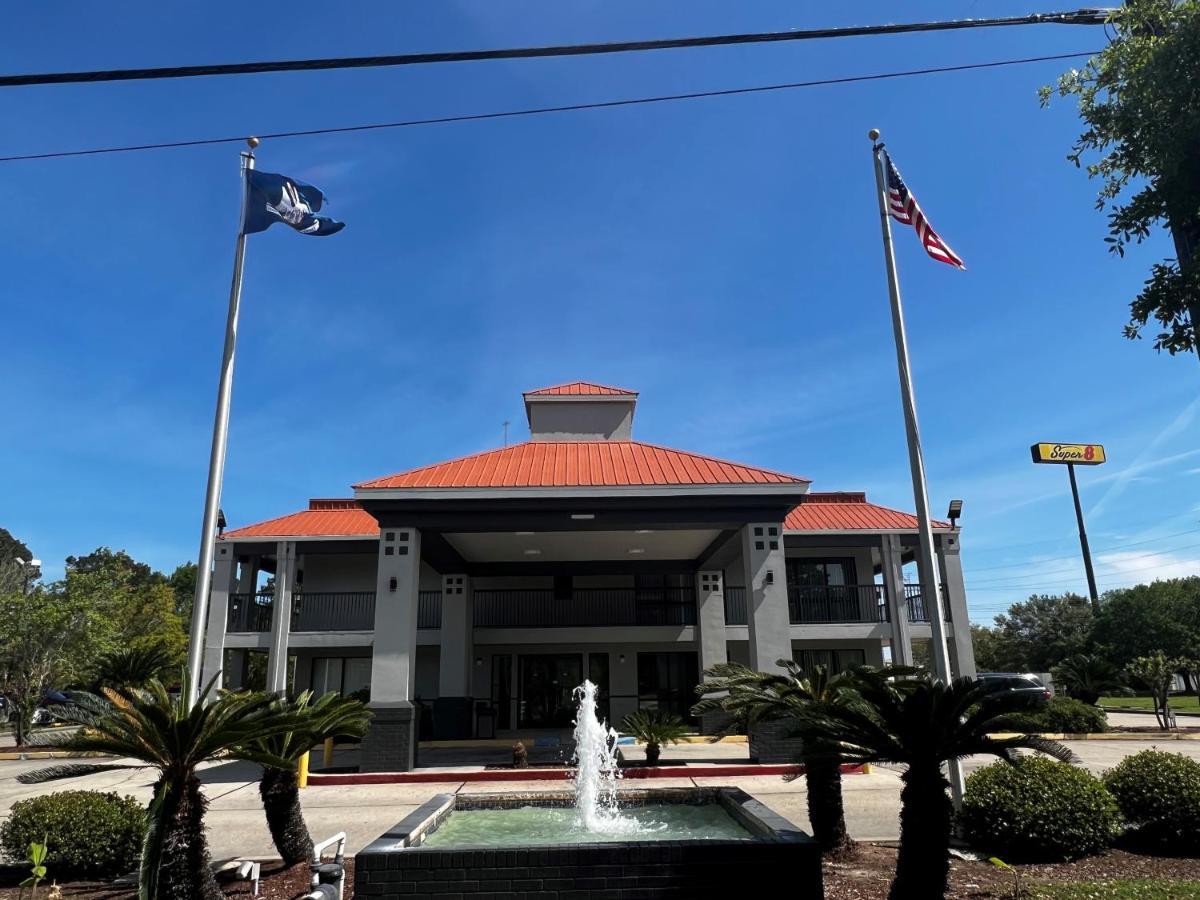 Super 8 By Wyndham Slidell Hotel Exterior photo